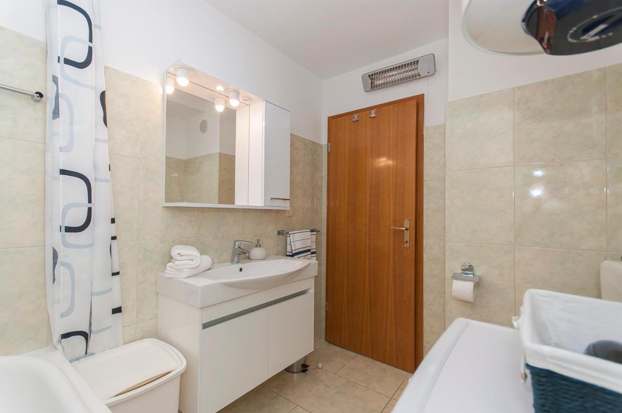 Apartment Luna Omis Luaran gambar