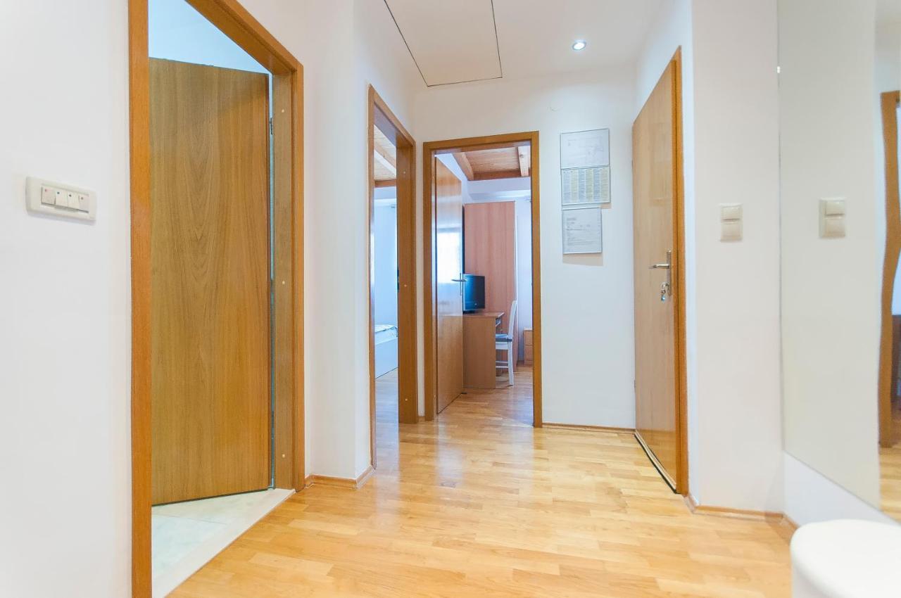 Apartment Luna Omis Luaran gambar