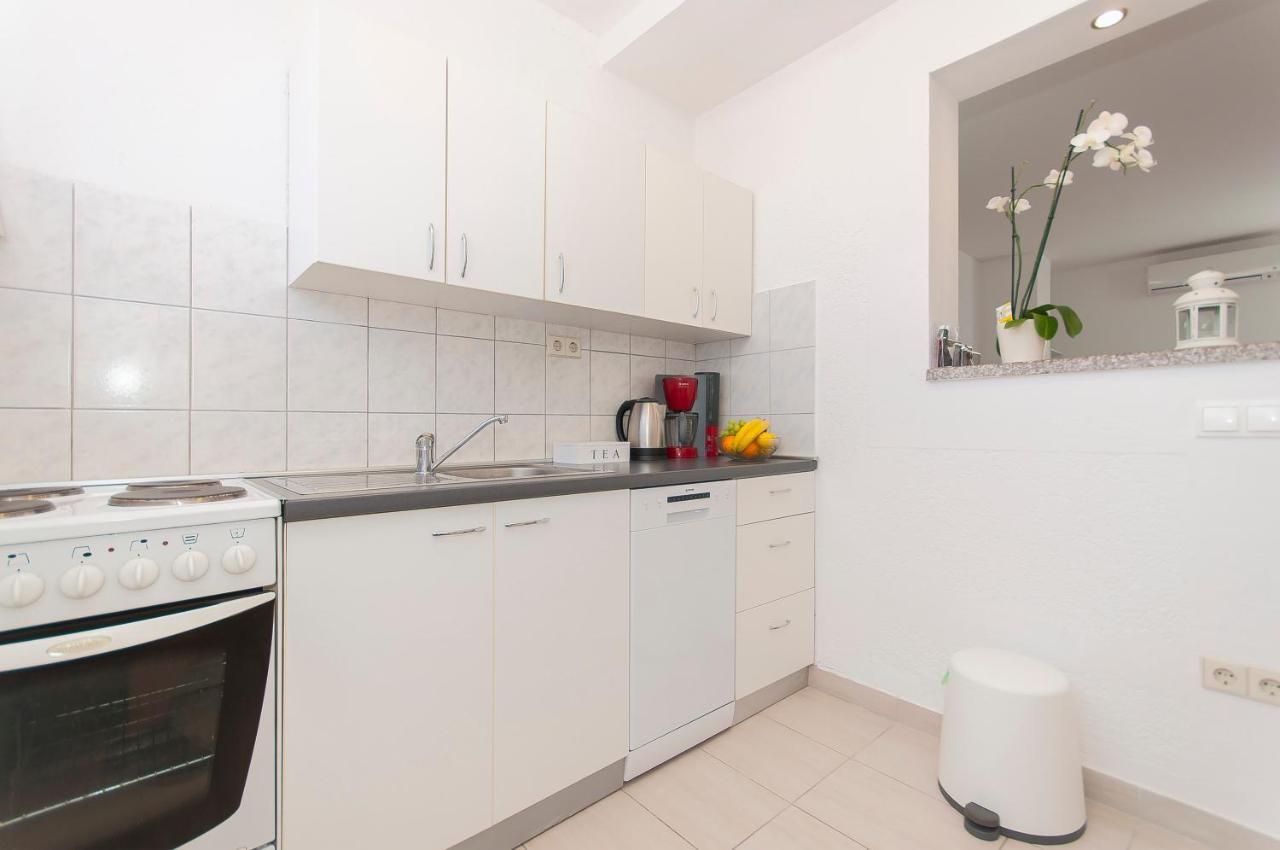 Apartment Luna Omis Luaran gambar